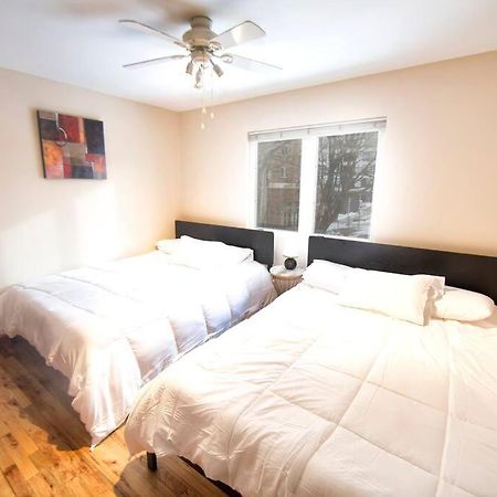 Apartamento Tucked Away Off Brady - 4 Beds Milwaukee Exterior foto