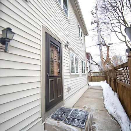 Apartamento Tucked Away Off Brady - 4 Beds Milwaukee Exterior foto