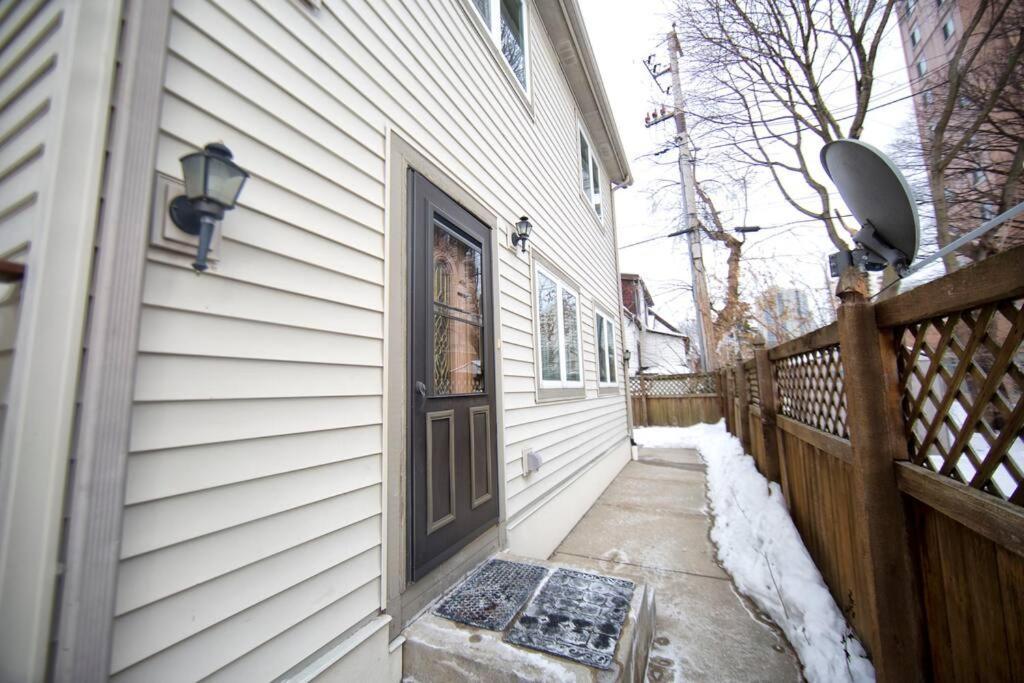 Apartamento Tucked Away Off Brady - 4 Beds Milwaukee Exterior foto